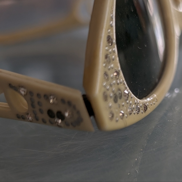 Elegant 1950´s Vintage Cream Catseye Sunglasses with...